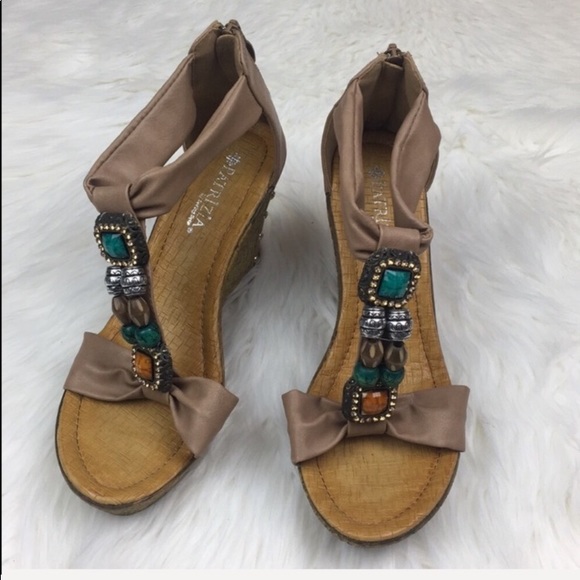 Spring Step Wedges size 9 - Picture 2 of 7